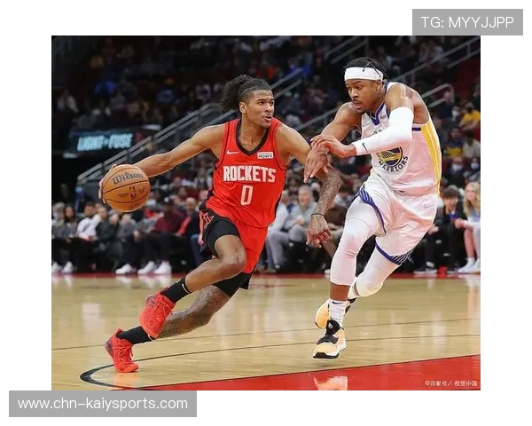 由于季后赛强度过高，NBA 联盟今日发文强调裁判将在对抗判罚中保持尺度的一致性。